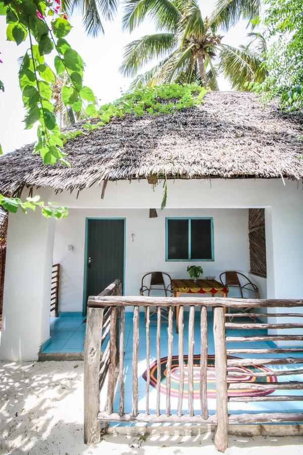 Blue Reef Sport&Fishing Lodge&Bungalows Jambiani  Bagian luar foto